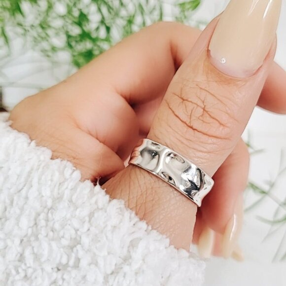 Solid 925 Sterling Silver Ring Unique Style Thick Thumb Band Unisex Polished - Picture 1 of 6